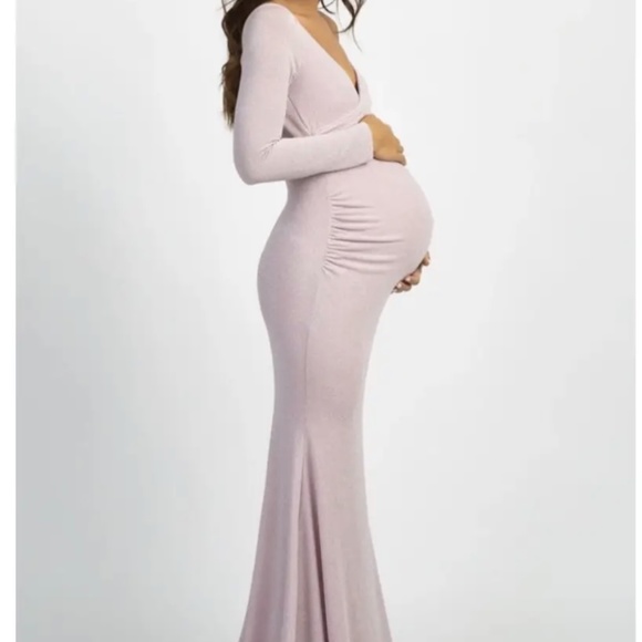 Maternity dress - Picture 1 of 3